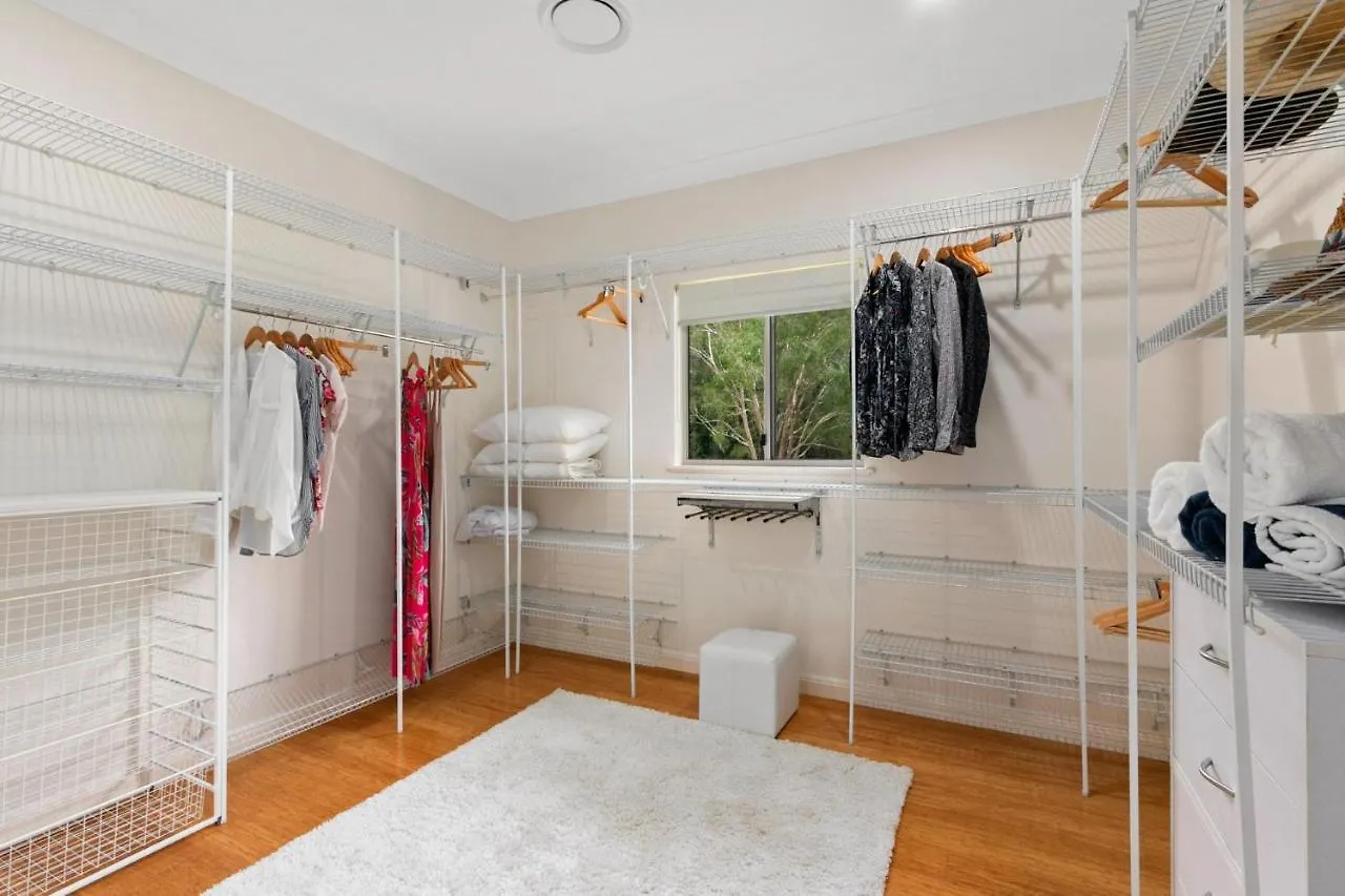Belle Escapes Absolute Beachfront Luxury Home Kewarra Beach Cairns 0*,